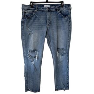 Woman’s plus size (22) KanCan jeans